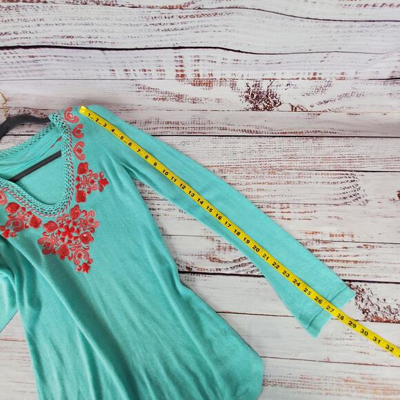 Lilly Pulitzer April Teal Tunic Sweater Whimsy Fairy Crystal Pink Embroidered M - Picture 11 of 12